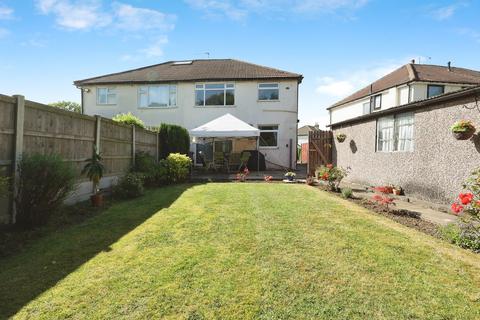 Ringwood Drive, Whinmoor, Leeds, LS14