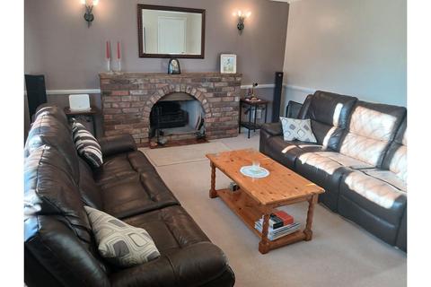 3 bedroom detached house for sale, Bourne Road, Spalding, PE11