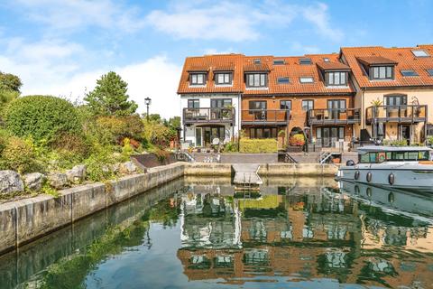 undefined, White Heather Court, Southampton, SO45