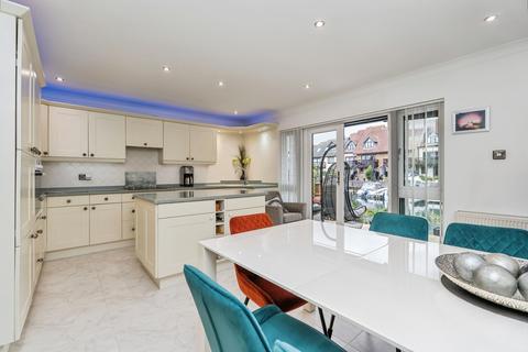 undefined, White Heather Court, Southampton, SO45