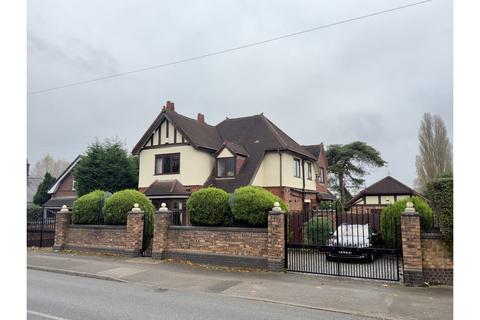 5 bedroom detached house for sale, Sandbeds Road, Willenhall, WV12