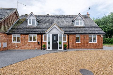 Canonsfield, Peterborough, PE4