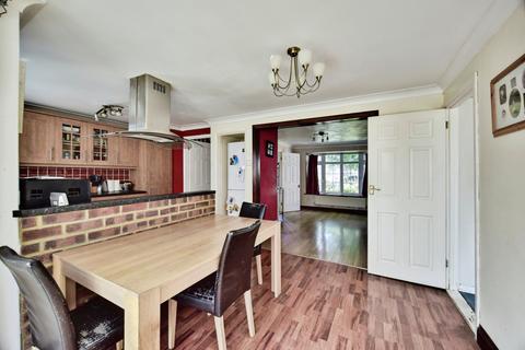 4 bedroom semi-detached house for sale, Bayswater Drive, Gillingham, ME8