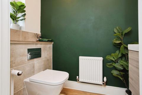 2 bedroom end of terrace house for sale, Albertine Road, Maidstone, ME17