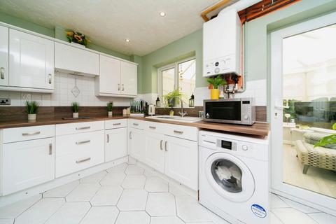 undefined, Kinmel Close, Liverpool, L4