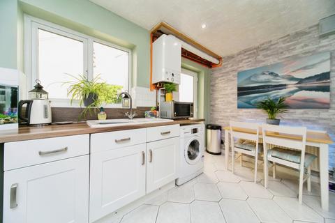 undefined, Kinmel Close, Liverpool, L4
