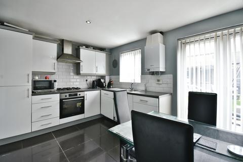 Paprika Close, Manchester, M11
