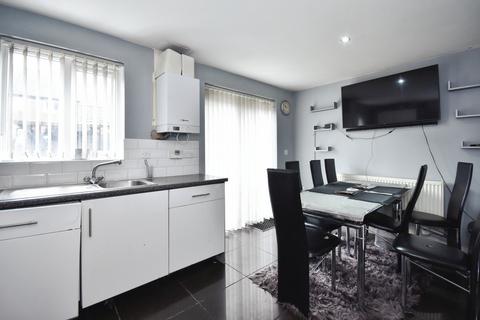undefined, Paprika Close, Manchester, M11