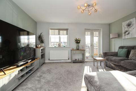 4 bedroom townhouse for sale, Kielder Drive, Leeds, LS10