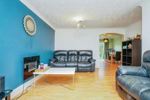 undefined, Hopes Farm View, Leeds, LS10