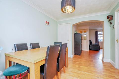 undefined, Hopes Farm View, Leeds, LS10