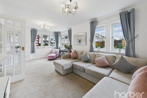 undefined, Heatherbank, Gartcosh, Glasgow, City of Glasgow, G69 8EW