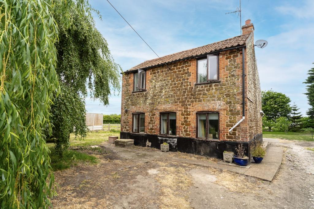 Church Farm Cottage-7 T202505231135.jpg
