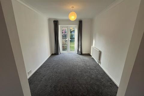 undefined, Temple Road, M33