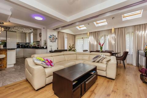 4 bedroom semi-detached house for sale, Lansdowne Avenue, Audenshaw, M34