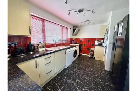 4 bedroom detached house for sale, Bellencroft Gardens, Wolverhampton, WV3