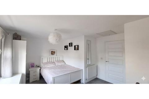 undefined, Luck Road, Southampton, SO31