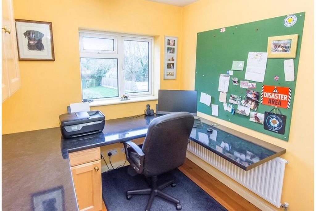 Office / Bed' Five