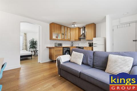 1 bedroom flat for sale, High Street