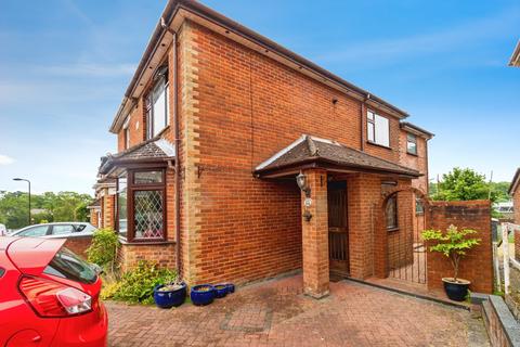 3 bedroom semi-detached house for sale, Bath Road, Southampton, SO19