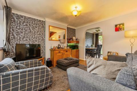 2 bedroom end of terrace house for sale, College Close, Stockport, SK2