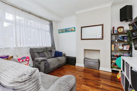 3 bedroom semi-detached house for sale, Bretby Road, Leicester, LE2