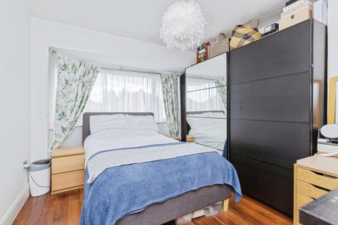3 bedroom semi-detached house for sale, Bretby Road, Leicester, LE2
