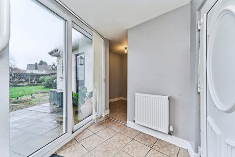 undefined, Oaklands Green, Bilston, WV14