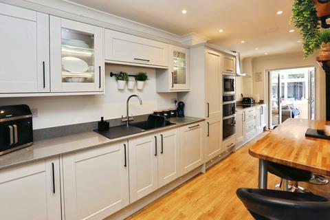 undefined, Hinkler Road, Southampton, SO19