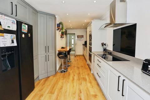 undefined, Hinkler Road, Southampton, SO19