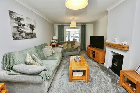 undefined, Hinkler Road, Southampton, SO19