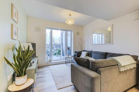 undefined, Far Highfield Close, Idle, Bradford, West Yorkshire, BD10