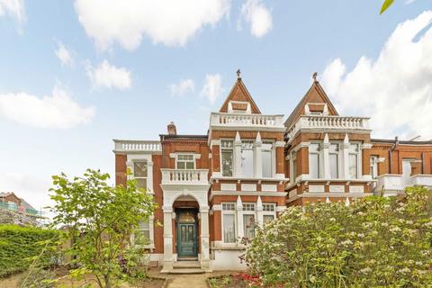 undefined, Chiswick High Road, London W4