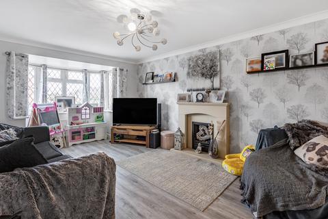 4 bedroom detached house for sale, Burnham Drive, Leicester, LE8