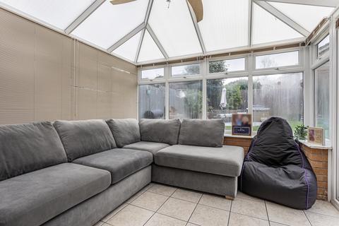 4 bedroom detached house for sale, Burnham Drive, Leicester, LE8