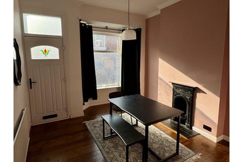 2 bedroom terraced house for sale, Dunster Street, Leicester, LE3