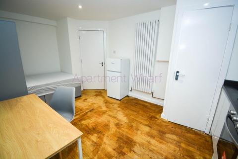 1 bedroom flat to rent, Studio C  Edwin Street    (Canning town), London, E16