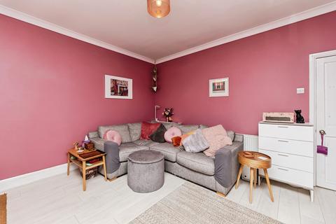 2 bedroom terraced house for sale, Woodland Crescent, Leeds, LS26