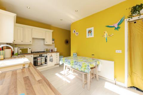 2 bedroom terraced house for sale, Woodland Crescent, Leeds, LS26