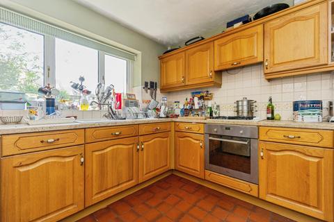 3 bedroom semi-detached house for sale, Lambgates Lane, Glossop, SK13