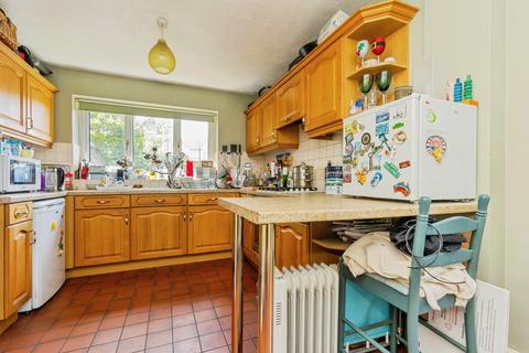 3 bedroom semi-detached house for sale, Lambgates Lane, Glossop, SK13