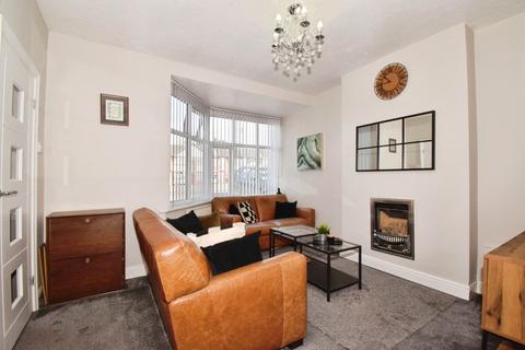 3 bedroom terraced house for sale, Broad Avenue, Leicester, LE5