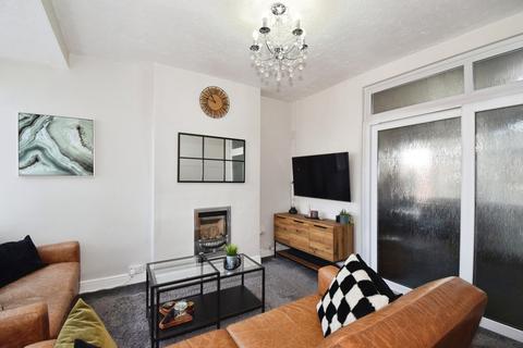 3 bedroom terraced house for sale, Broad Avenue, Leicester, LE5