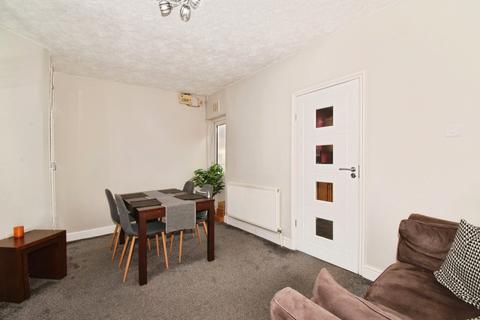 3 bedroom terraced house for sale, Broad Avenue, Leicester, LE5