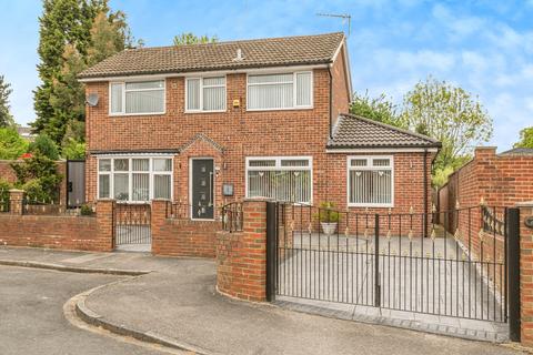 Swarcliffe Drive East, Leeds, LS14