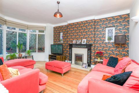 undefined, Warwick Place, Leamington Spa