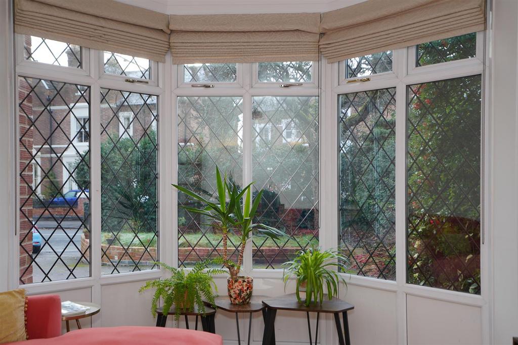 22 Warwick Place-1.jpg