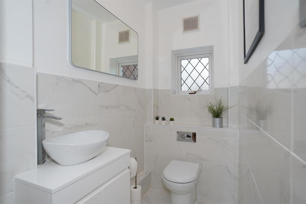 22 Warwick Place-5.jpg
