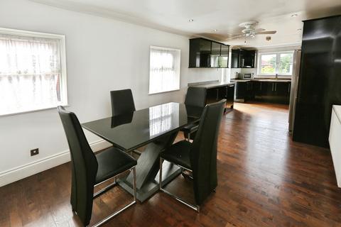 undefined, Oaktree Road, Southampton, SO18