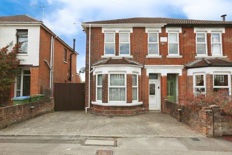 4 bedroom semi-detached house for sale, Oaktree Road, Southampton, SO18